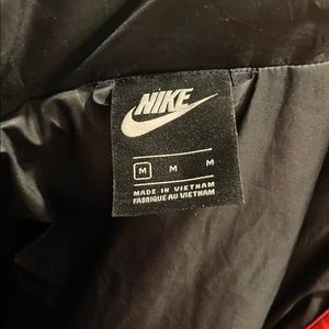 Nike puffer